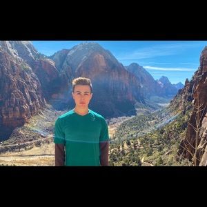 Meet your Posher, Cade